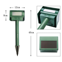 Laden Sie das Bild in den Galerie-Viewer, Solarbetriebener Ultraschall Schädlinge Mäuse Vertreiber
