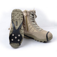 Laden Sie das Bild in den Galerie-Viewer, 🏃🧗🚶Universal Schneeschuh Spikes rutschfeste Schuhe Abdeckung für Winter
