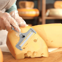 Laden Sie das Bild in den Galerie-Viewer, Kitchen Cheese Slicer
